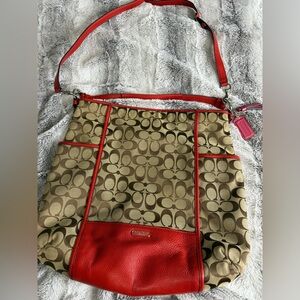 Coach 2 way crossbody and shoulder Bag